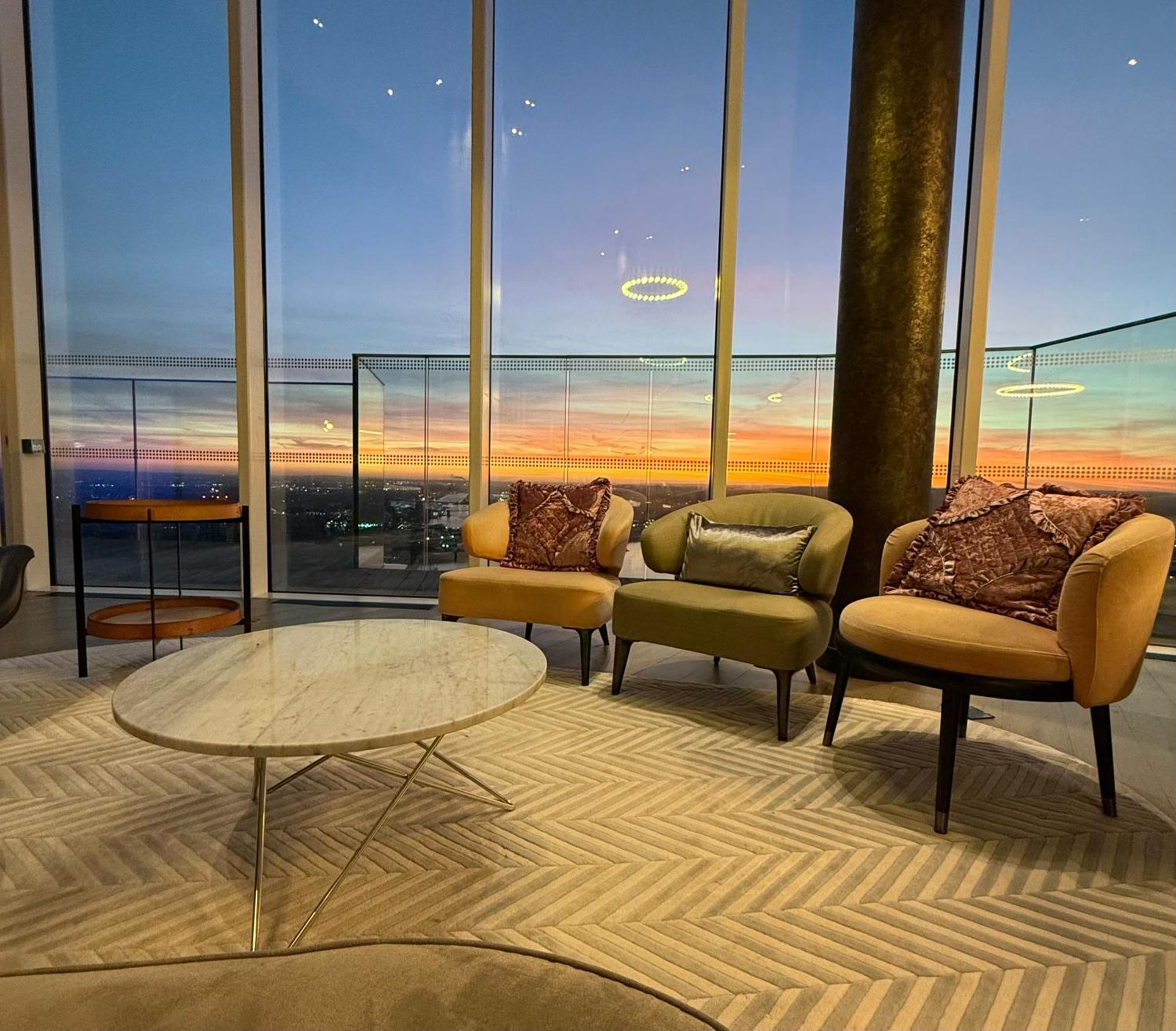 Luxury Modern 2 Bed Flat With Balcony And City View - Canary Wharf City Center London Exterior photo